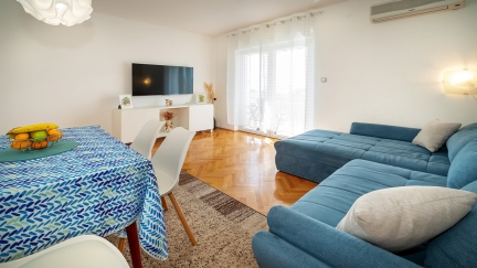 Apartman Ljubica 1 s pogledom na more