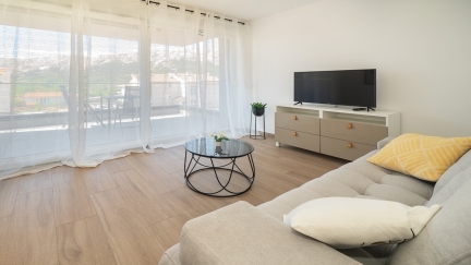 Apartman uz bazen - Anabella 1B