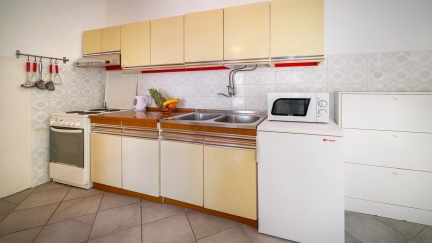 Studio Apartman Ljubica 2 na mirnoj lokaciji