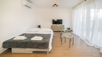 Apartman uz bazen - Anabella 1A