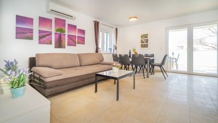 Apartman Giardin s Terasom