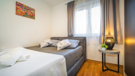 Apartman Giardin s Terasom