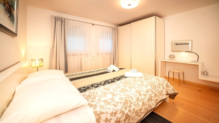 Apartman Klea s terasom A4+1