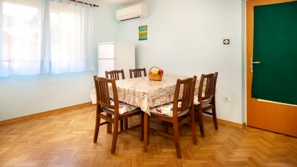 Apartman Lidija 4 s terasom