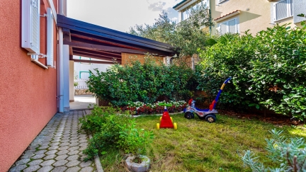 Apartment Adria Garden 1 with Terrace